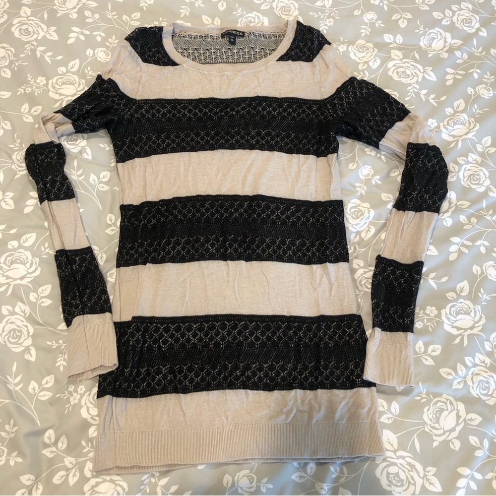 Express Soft Sweater Cream & Black Lace Size XS